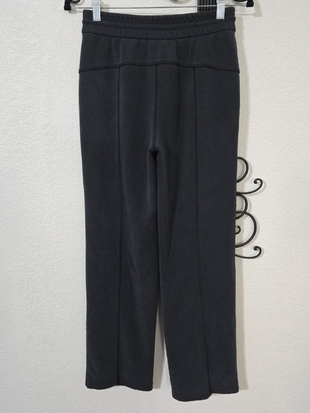 LULULEMON Softstreme Pants | 4 - Picture 4 of 9